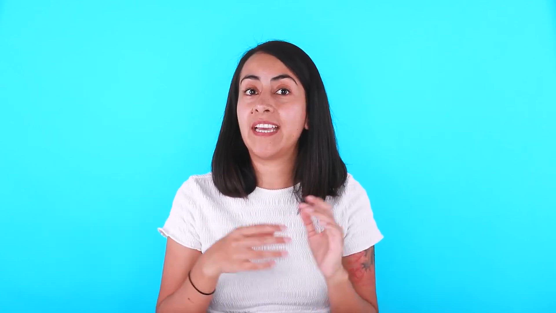 'Video thumbnail for How to MAKE a TIK TOK VIDEO in Canva with your phone - with text, music, animation and more!'