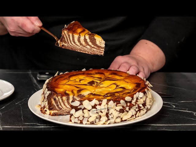 Video thumbnail for Pască zebră fără aluat sau cheesecake în 2 culori cu cacao - foarte cremos și gustos | Savori Urbane