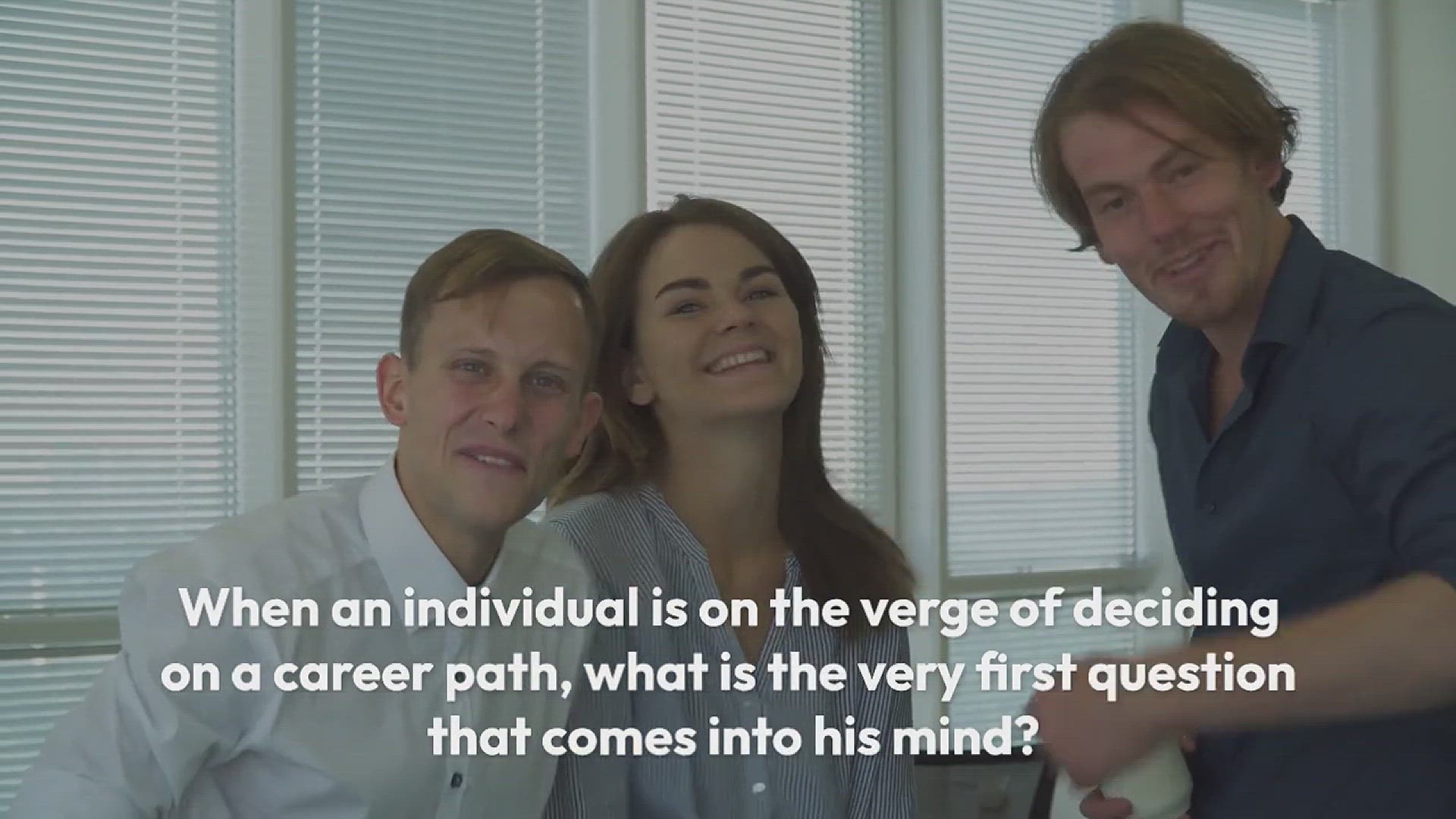 'Video thumbnail for Difference Between Public and Private Sector in IT'