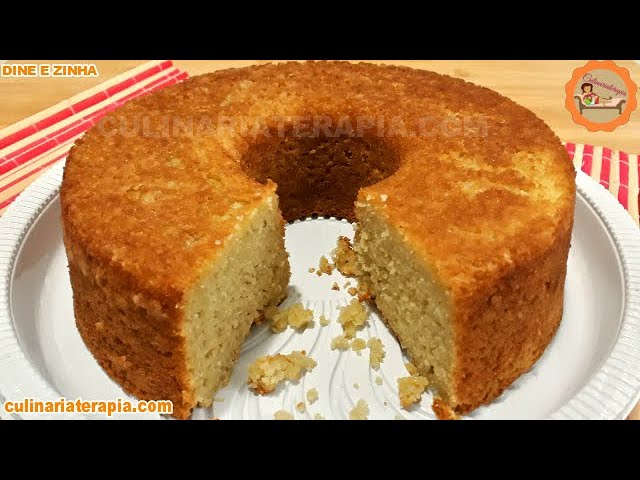 'Video thumbnail for Bolo Fofinho de Batata Doce Super Úmido e Macio A MELHOR MASSA - Culinária Terapia por Dyne e Zinha'