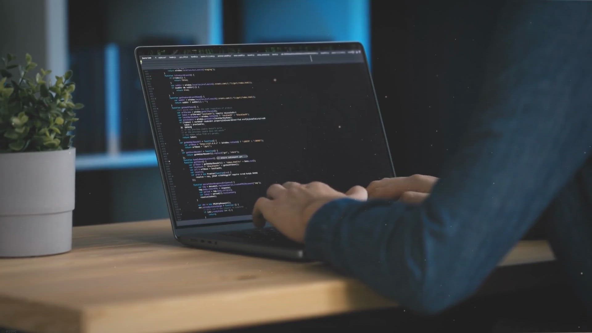 Video thumbnail for Top 10 Java Interview Questions and Answers Explained from Basic Concepts to Advanced Best Practices