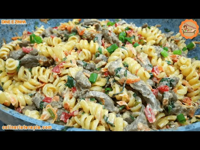 'Video thumbnail for Macarrão à Jardineira com Carne e Creme de Leite,'
