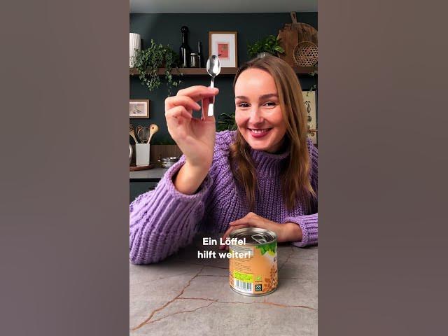 'Video thumbnail for Konservendose mit einem Löffel öffnen - So funktioniert der Trick #shorts'