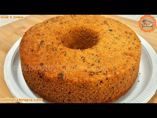 'Video thumbnail for Sem Glúten e Sem Lactose Bolo Salgado com Recheio de Carne Moída'
