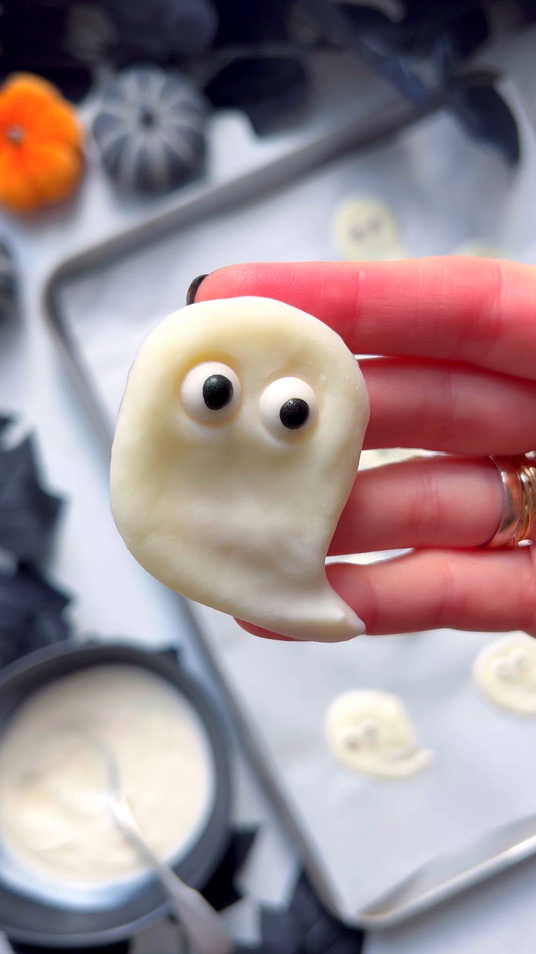 'Video thumbnail for Halloween Overnight Oats'