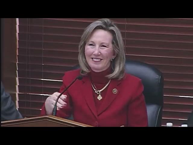 Video thumbnail for Vice President Visits Marshall Space Flight Center