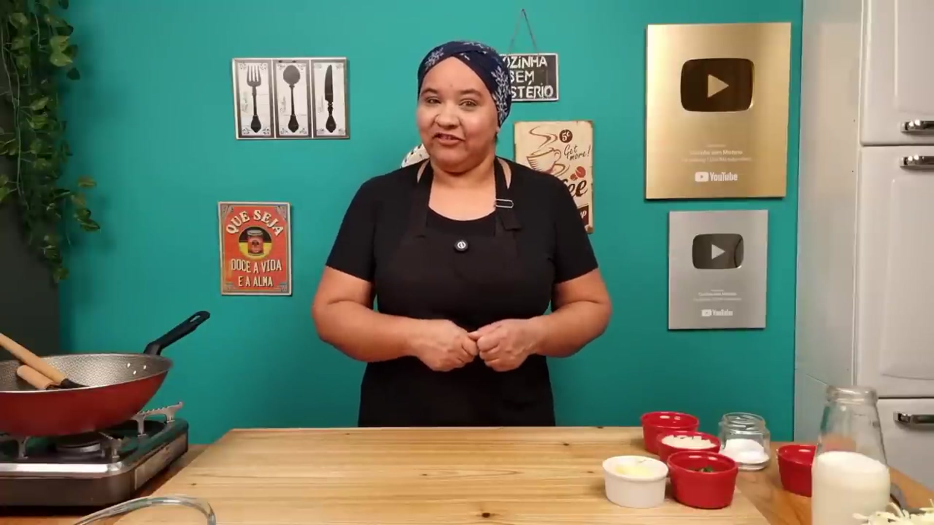 Video thumbnail for Repolho sem Graça Nunca Mais_ Agora só Faço Assim_ Repolho Gratinado Fácil e Rápido_(720P_HD)