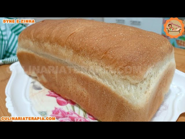 'Video thumbnail for Pão de Forma Caseiro Simples e Fácil - Culinária Terapia por Dyne e Zinha'
