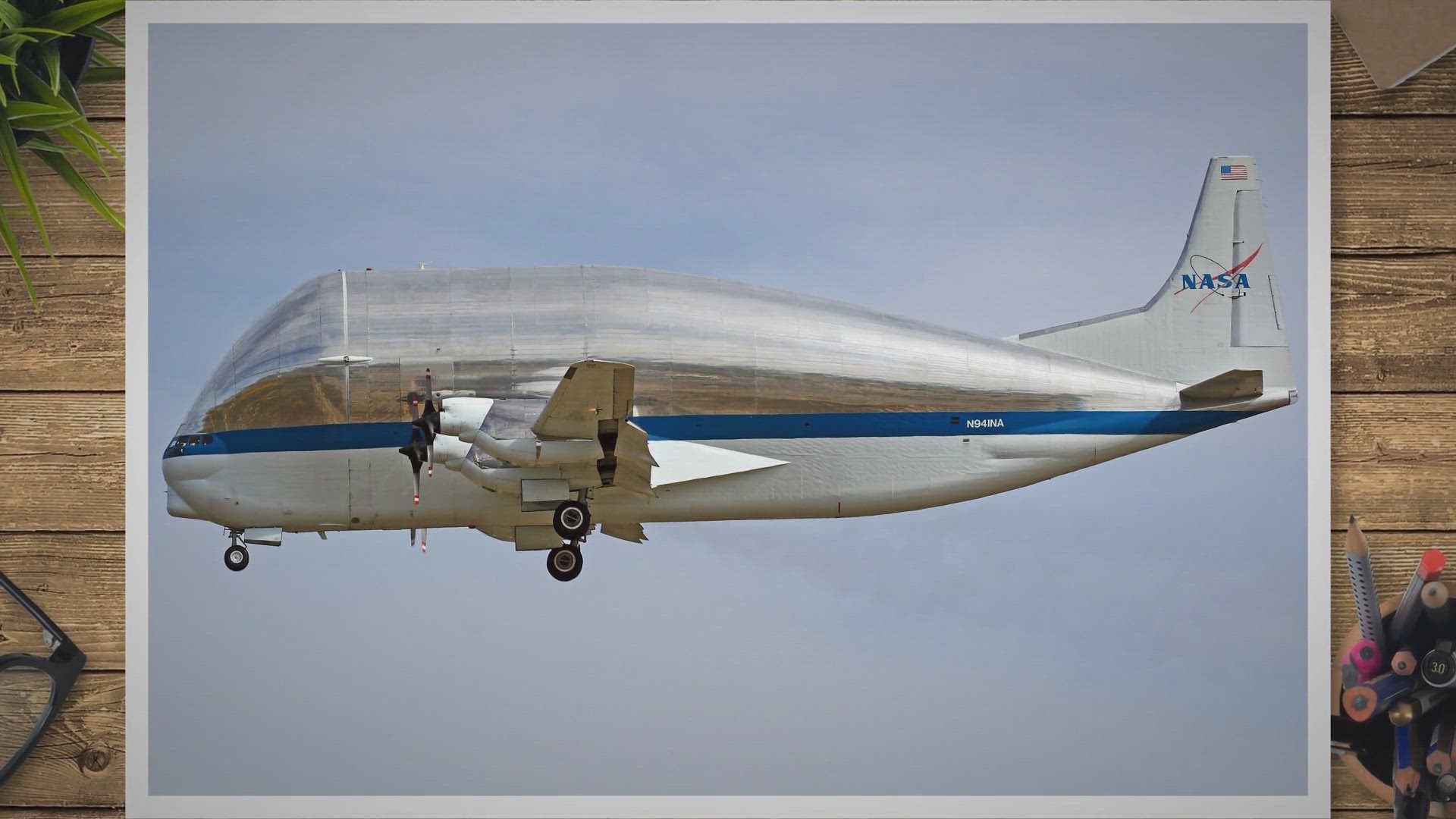 Boeing B377 Super Guppy