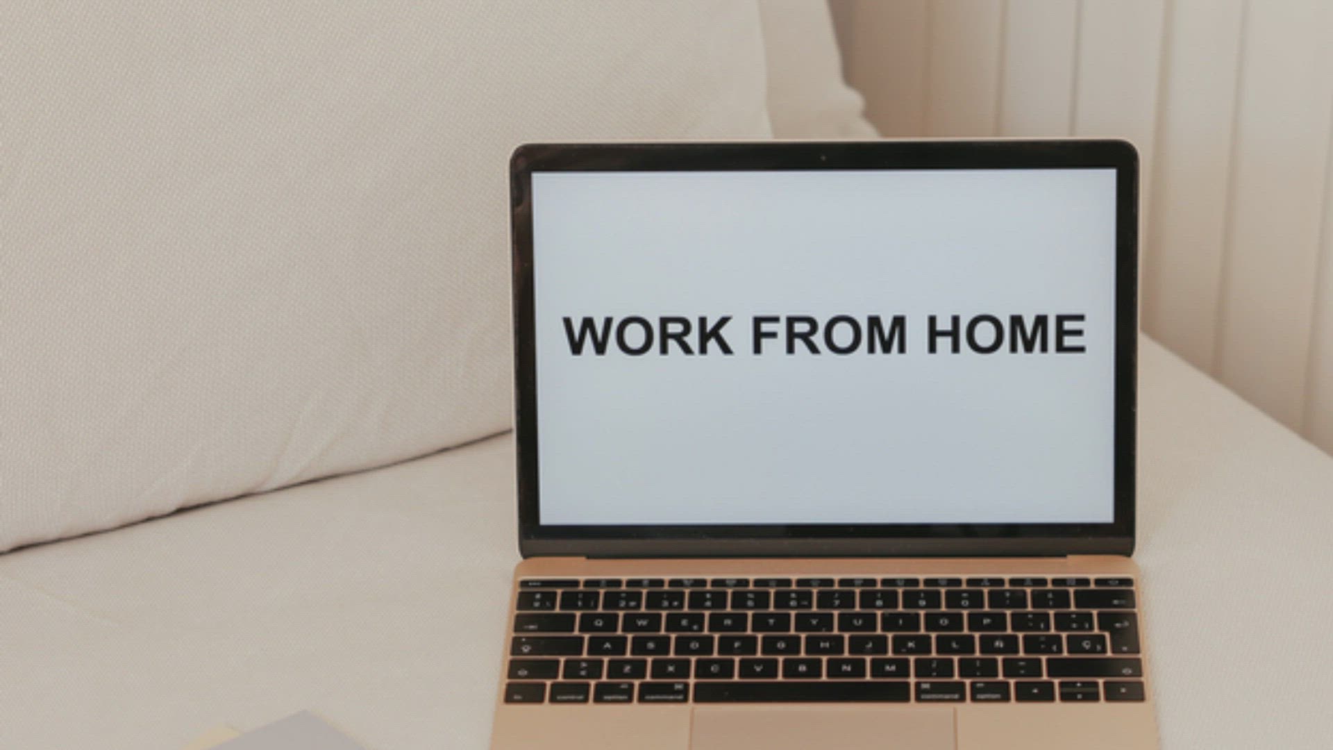 Video thumbnail for Can I Use My Personal Laptop for Work? Pros & Cons!