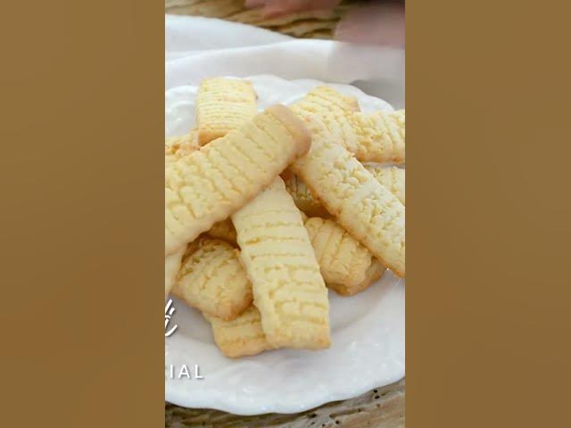 'Video thumbnail for 🍪 Cum să faci biscuiți "șprițați" fără mașina de tocat 👍 #retetesimple #biscuiti #bucatearomate'
