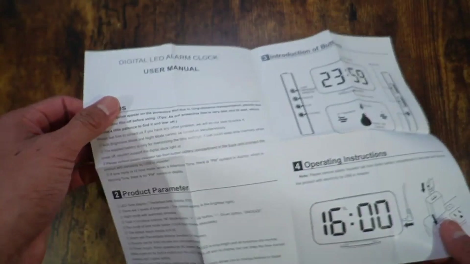 'Video thumbnail for What To Expect With The SZELAM Mirror Surface Digital Alarm Clock'