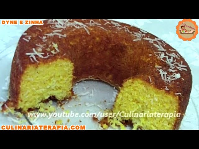'Video thumbnail for BOLO DE FLOCÃO DE MILHO FÁCIL E FOFINHO COM QUEIJO E COCO'