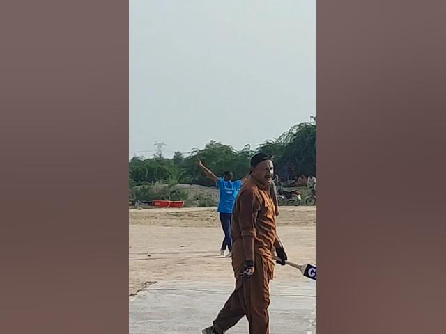 Video thumbnail for behtarin catch kiya match ka #cricket