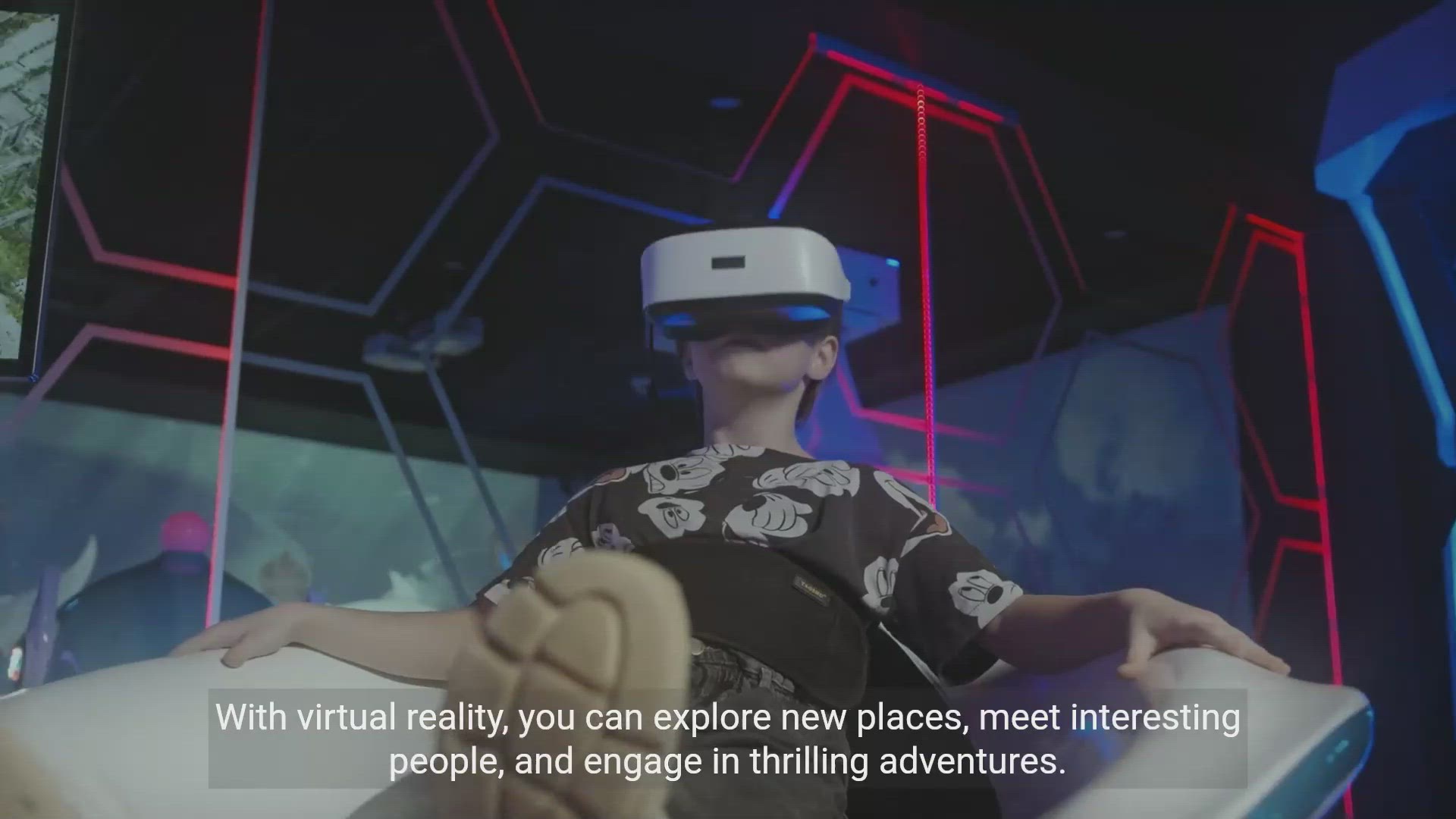 'Video thumbnail for Virtual reality Technology: Applications and importance in the future'