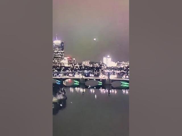 Video thumbnail for UFO captured by the Boston Museum of Science webcam?