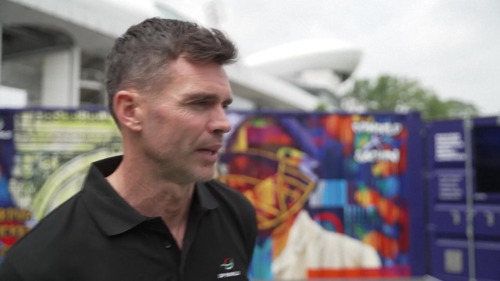 'Video thumbnail for Sir Jimmy Anderson unveils spectacular Sachin Tendulkar container'