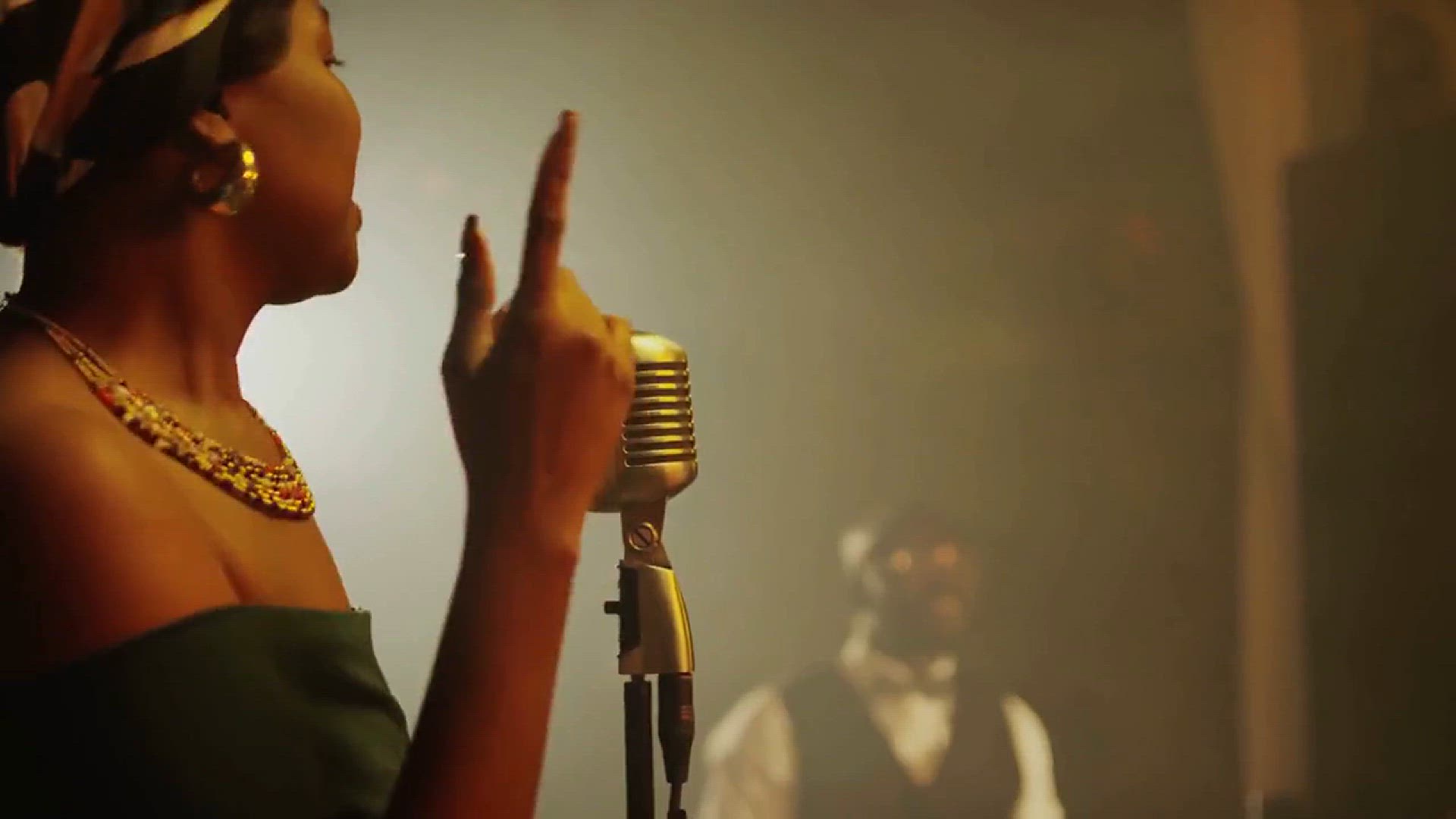 'Video thumbnail for Blue Ivy Carter's Solo Performance Leaves the Audience Speechless'