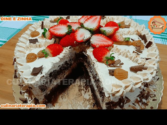 'Video thumbnail for Aprenda Como Fazer Bolo Torta Creme de Doce de Leite com Chantininho no Bolo Pão de Ló de Chocolate'