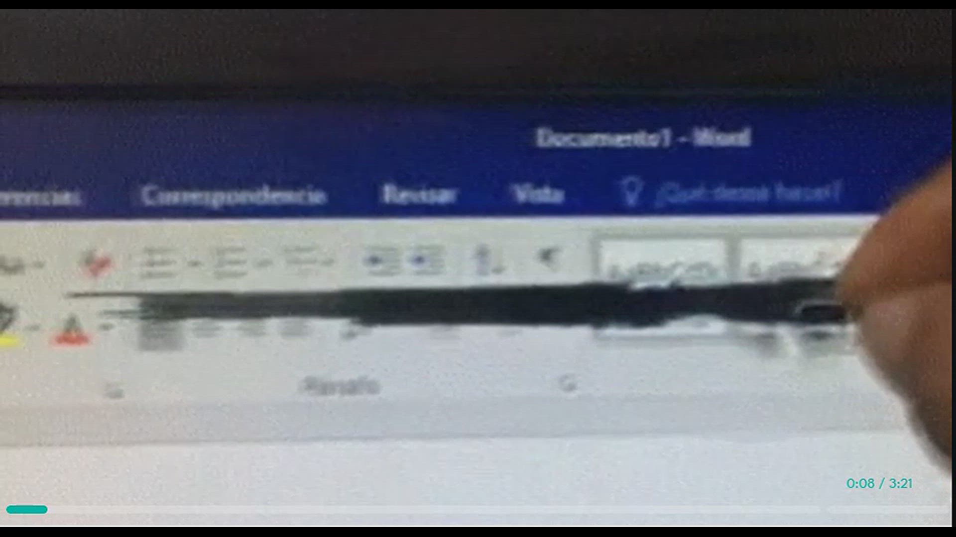 Video thumbnail for Cómo reparar manchas negras en pantallas LCD