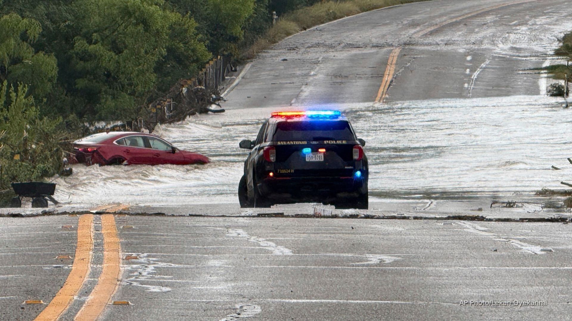 'Video thumbnail for 5 dead, 2 missing after San Antonio flooding'