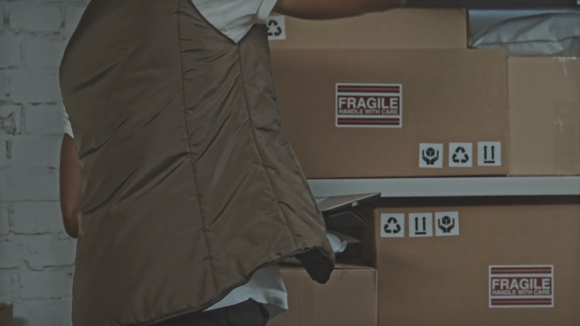 Video thumbnail for How to Use the USPS Shipping Time Calculator for Efficient Package Delivery