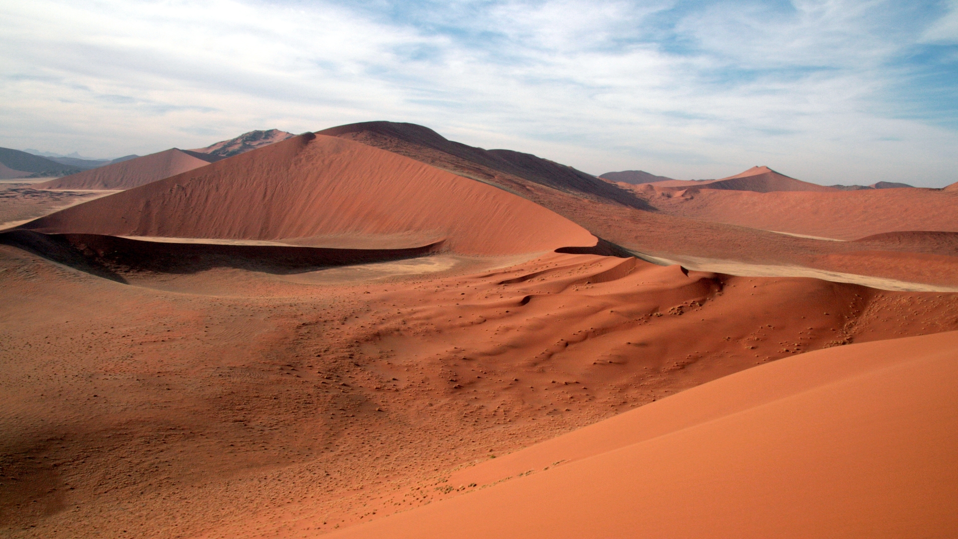 'Video thumbnail for Sossusvlei - Düne 45 | Rundreise durch Namibia'