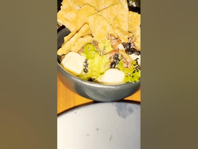 Video thumbnail for Insect Tostada!?? Chunchy & Protein Rich ππ