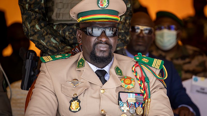 'Video thumbnail for Guinea presents draft for new constitution, referendum set for September'