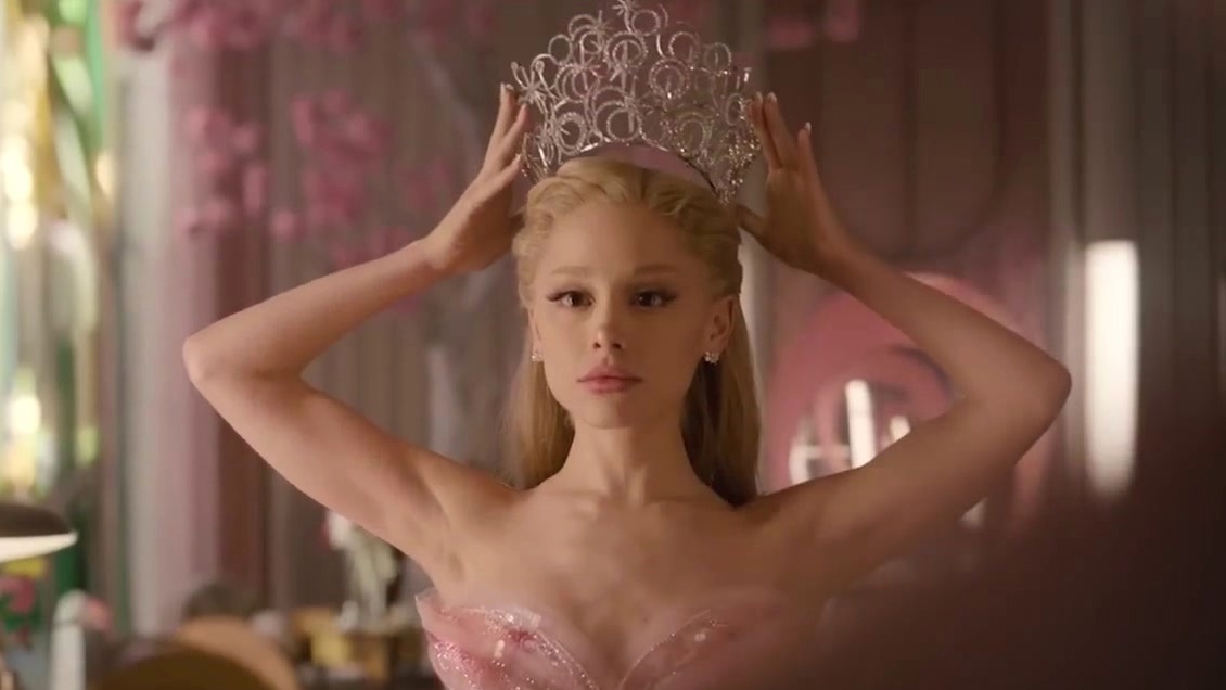 Video thumbnail for Wicked: For Good: Glinda's Place In Oz (Featurette)